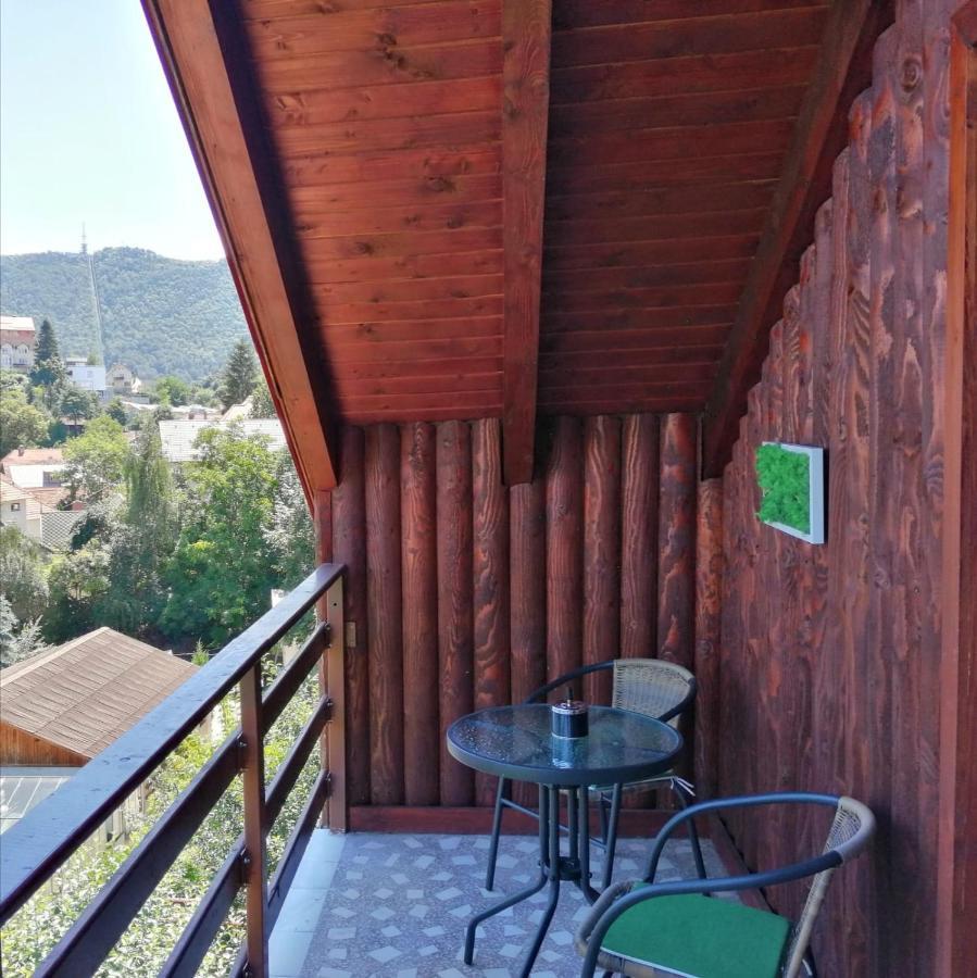 Snug Apartments - Private Parking Near Downtown Брашов Экстерьер фото